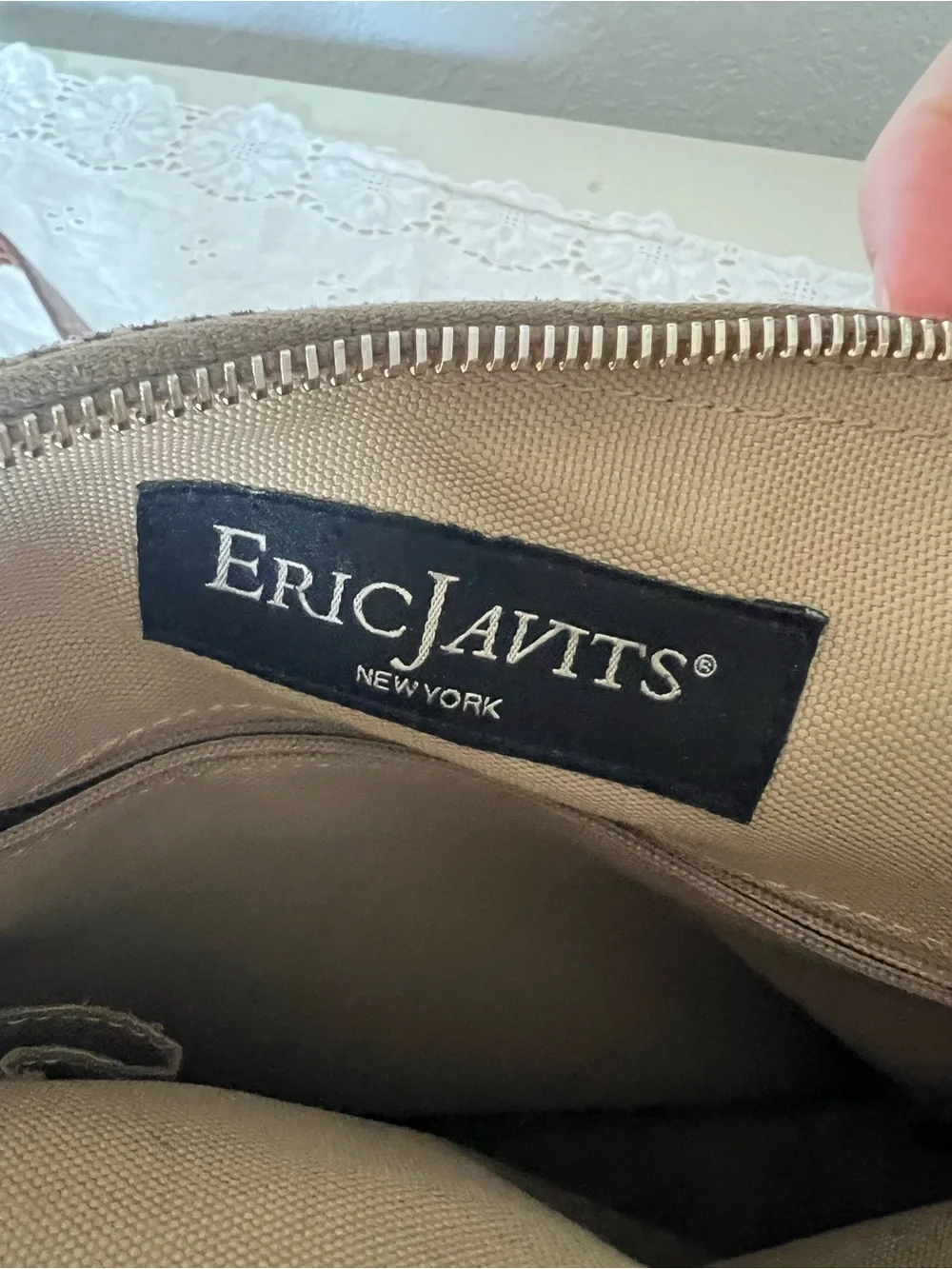 Eric Javits Brown Beige Woven Shoulder Bag Medium Crescent Zip Top Inner Pockets